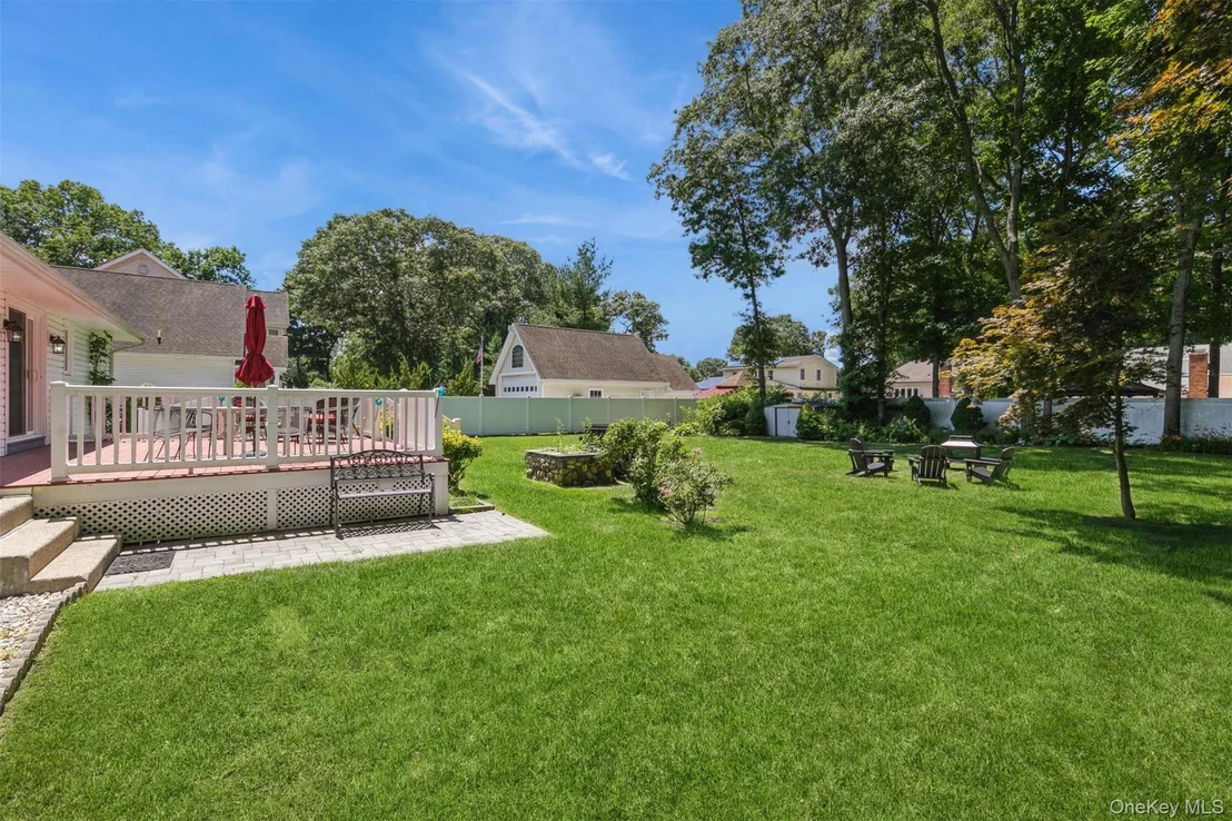 Photo of 42 Summit Drive