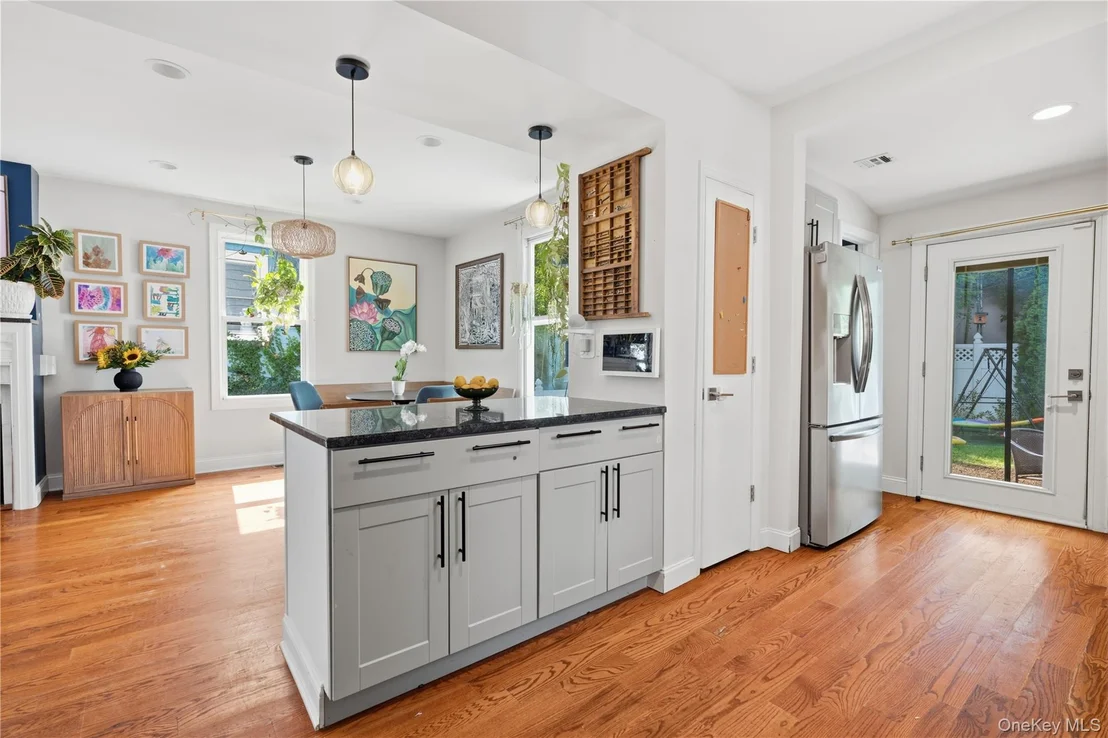 Photo of 37 Lydecker Street