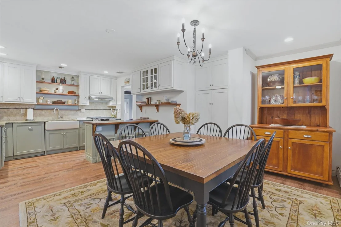 Photo of 6 Willow Lane