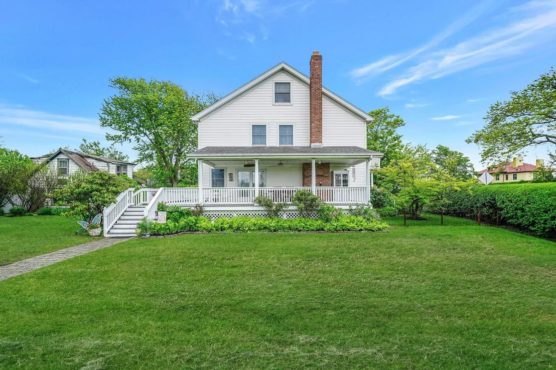 Photo of 19 Brightwood Street