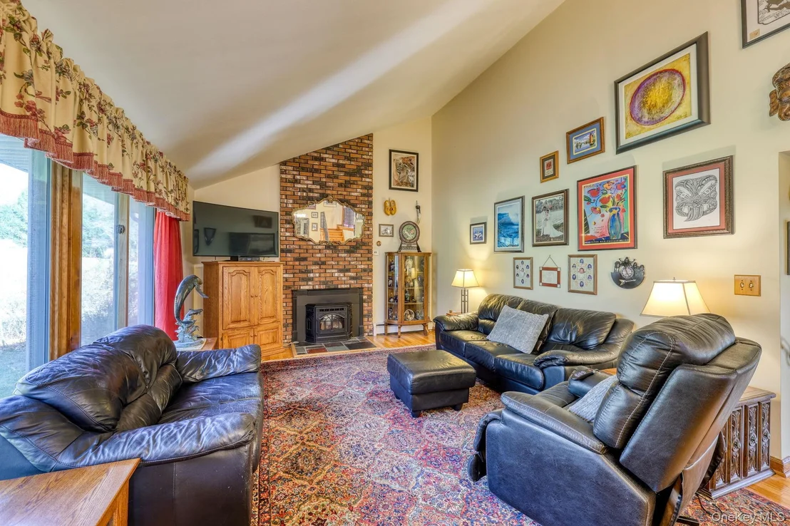 Photo of 17 Homer Place