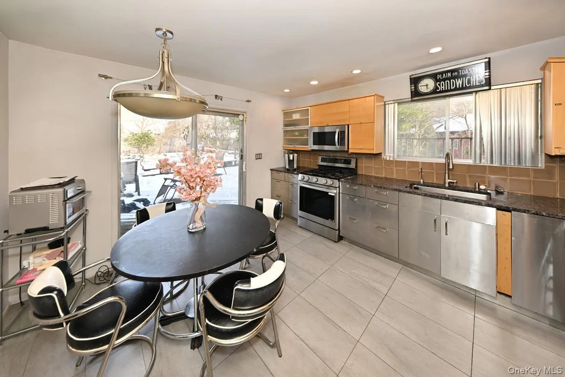 Photo of 11 Lomond Avenue