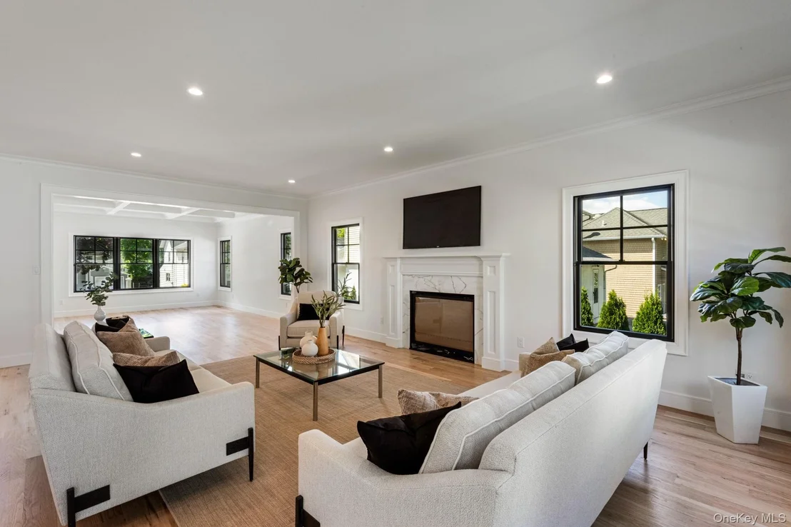 Photo of 33 3rd Street