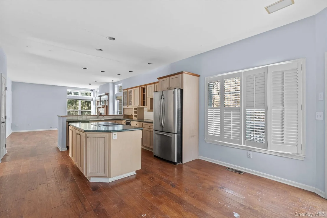 Photo of 2 Bridle Way