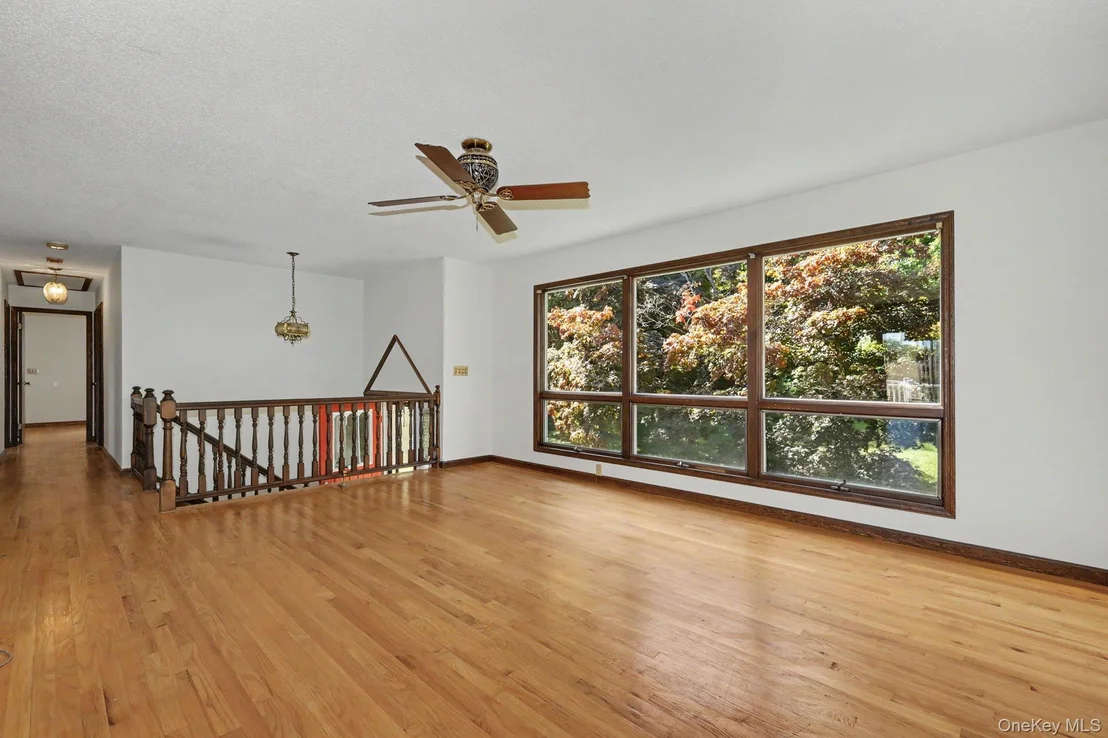 Photo of 214 Starr Ridge Road