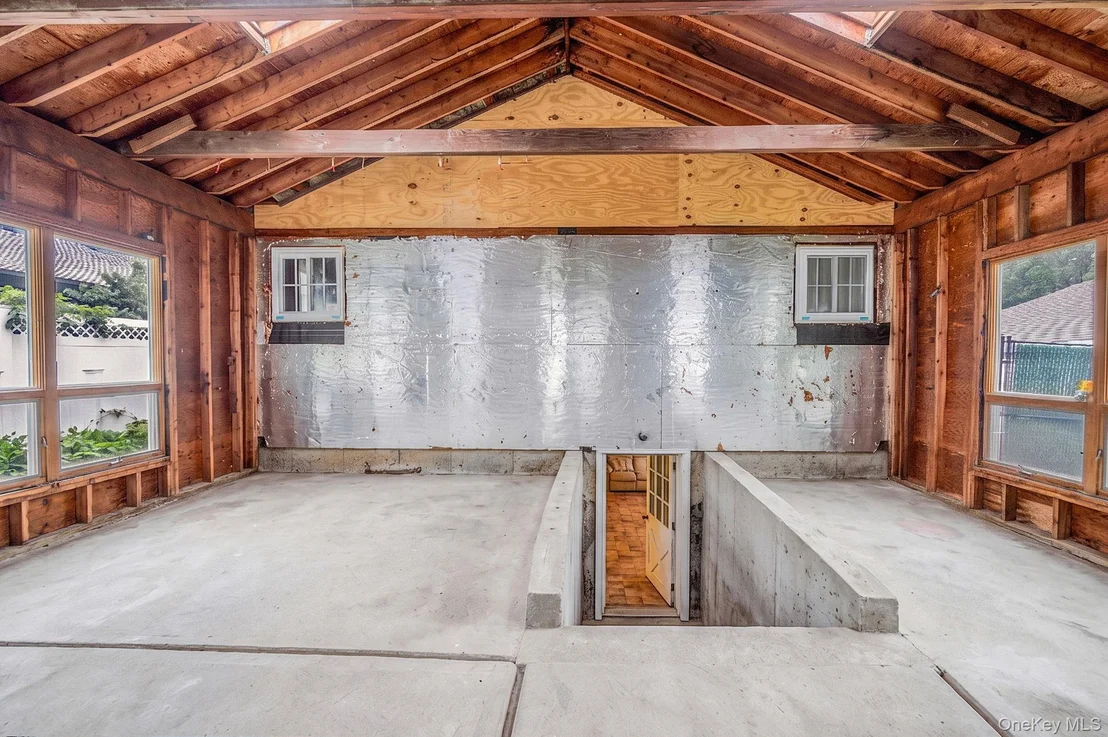 Photo of 138 River Road