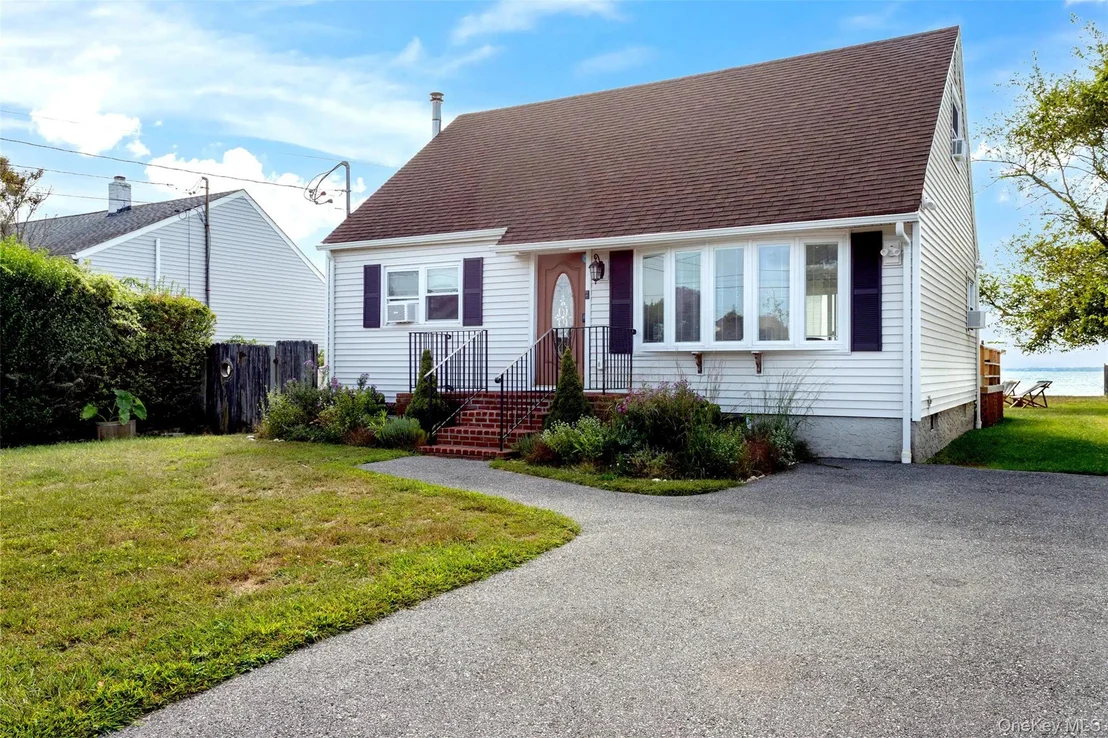 Photo of 90 Grandview Drive