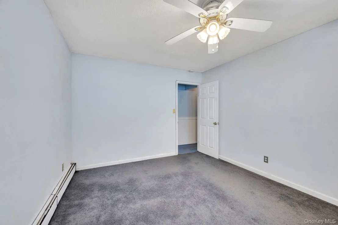 Photo of 40 Sequoia Way