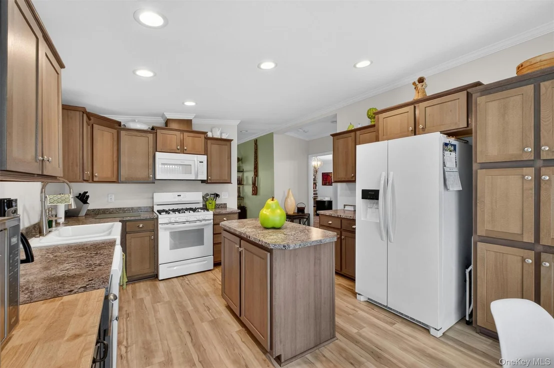 Photo of 10 Orlando Drive