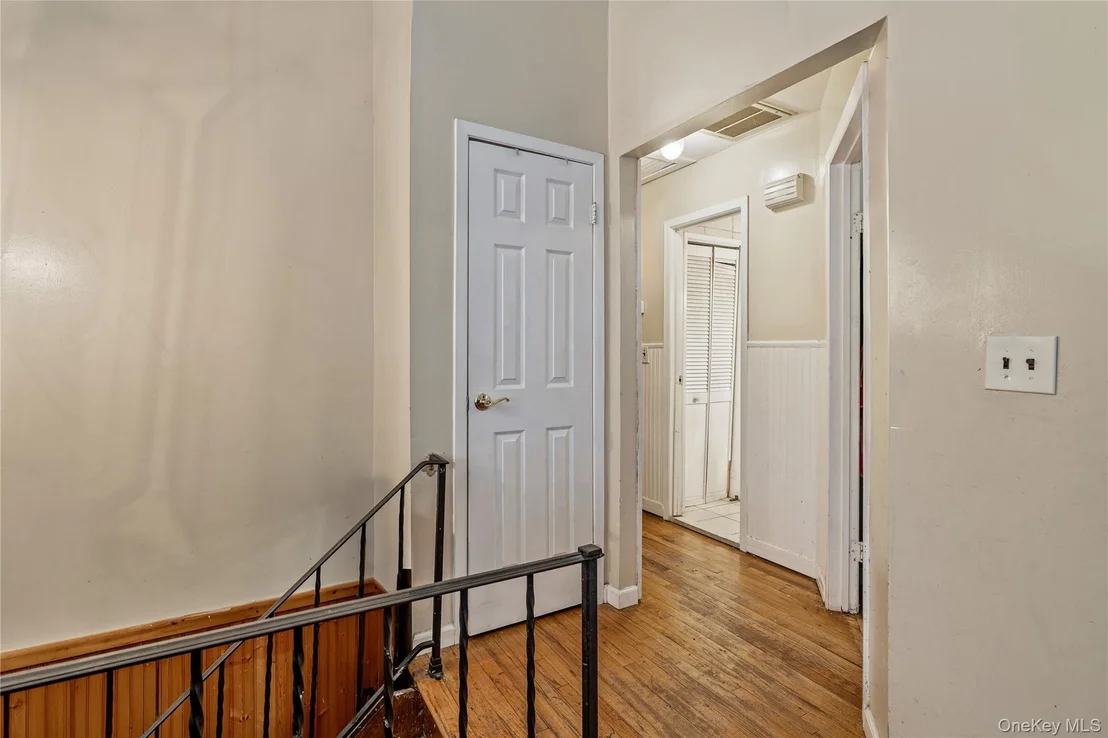 Photo of 10 Valley Drive