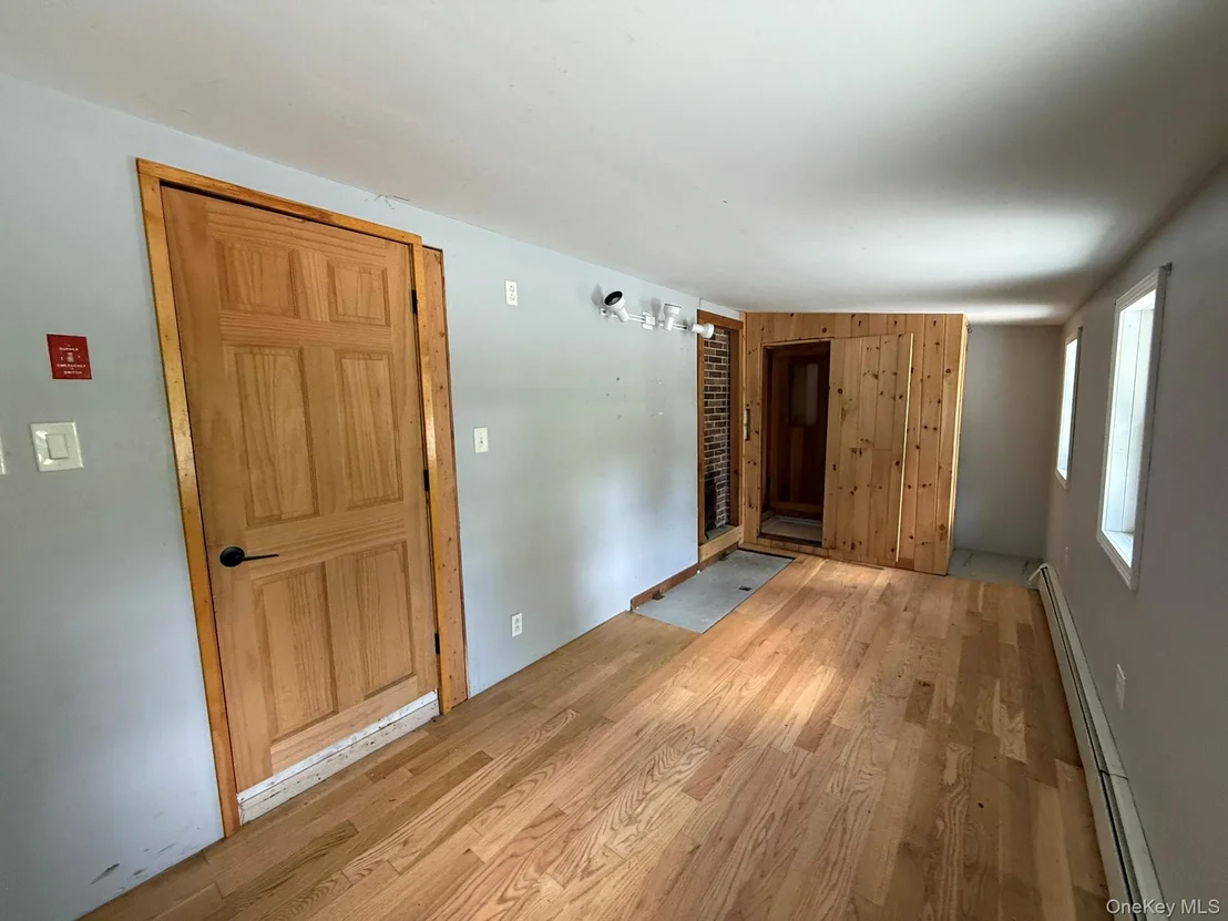 Photo of 25 Gloria Trail