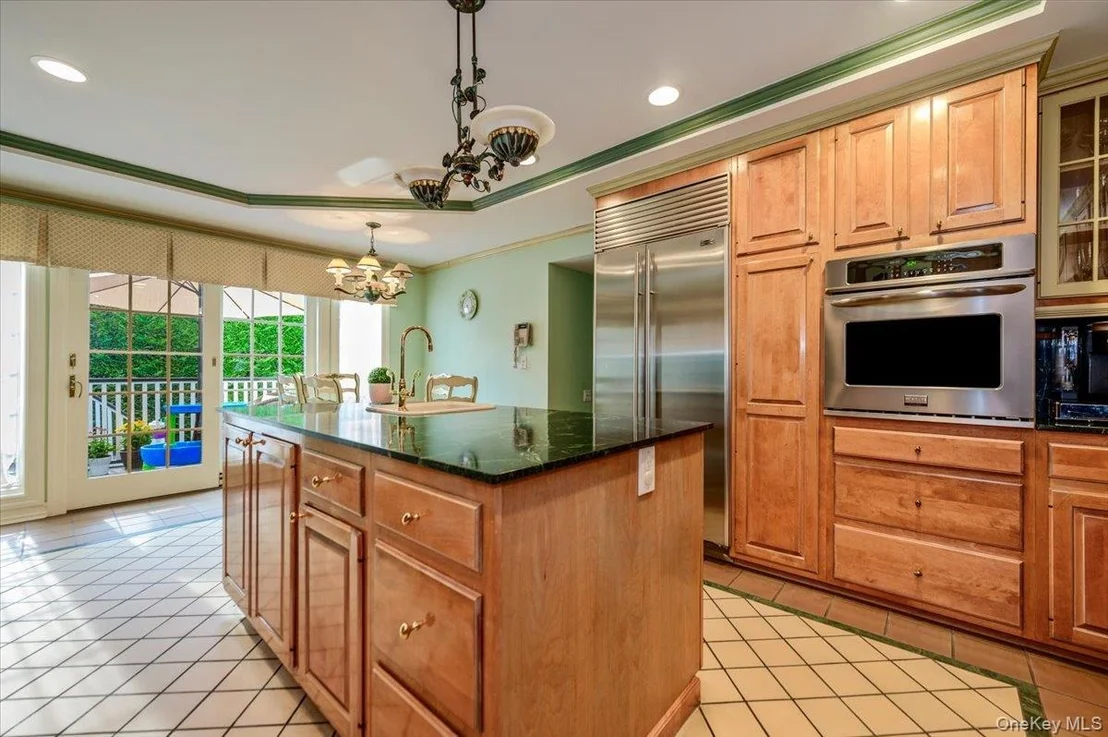 Photo of 150 Harborview Drive