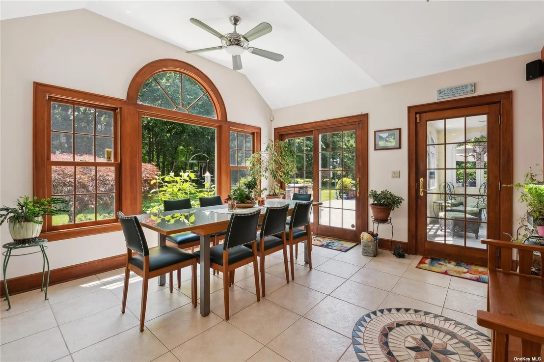 Photo of 4 Summit Avenue