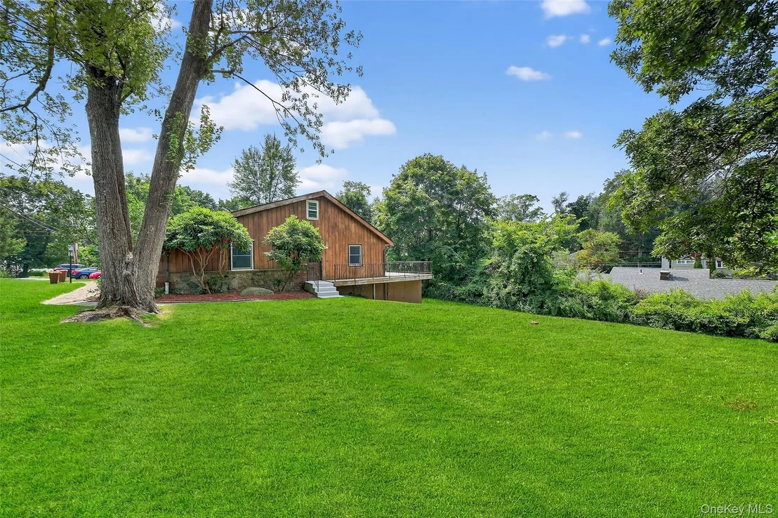Photo of 125 Putnam Drive