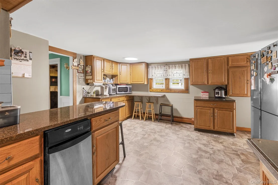 Photo of 421 Orchard Drive