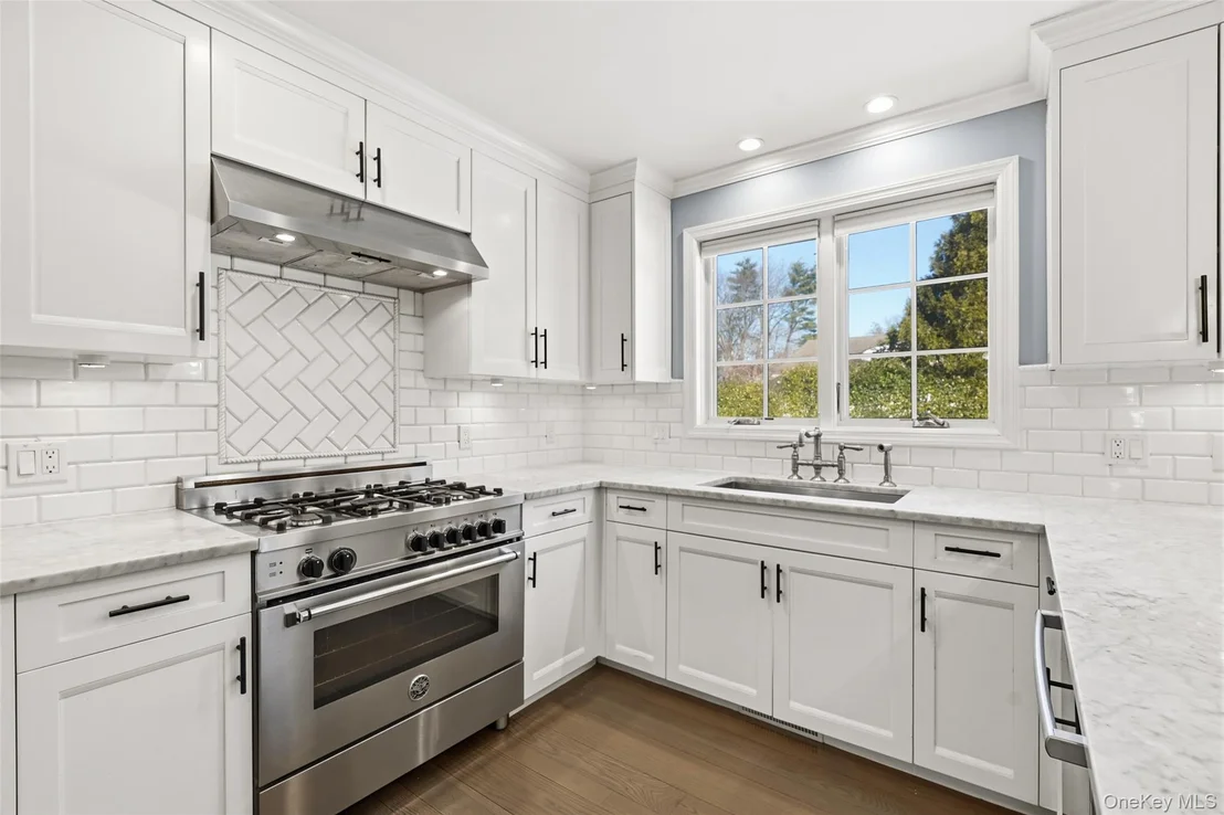 Photo of 15 Elm Hill Drive