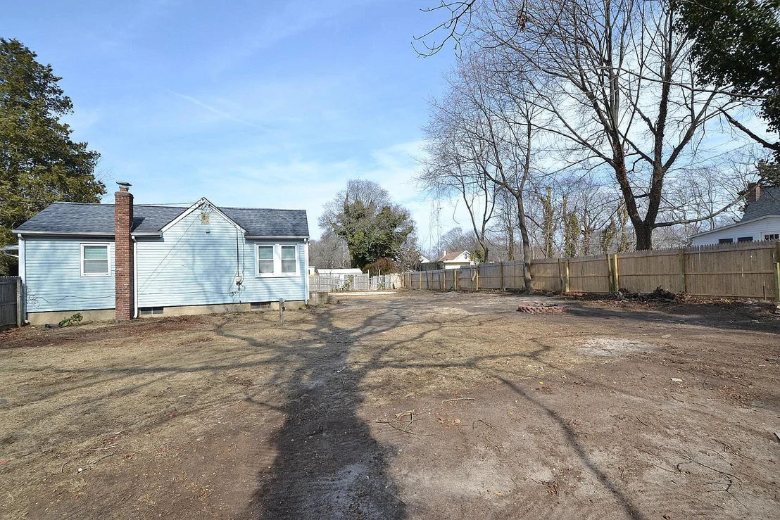 Photo of 179 Lynbrook Drive