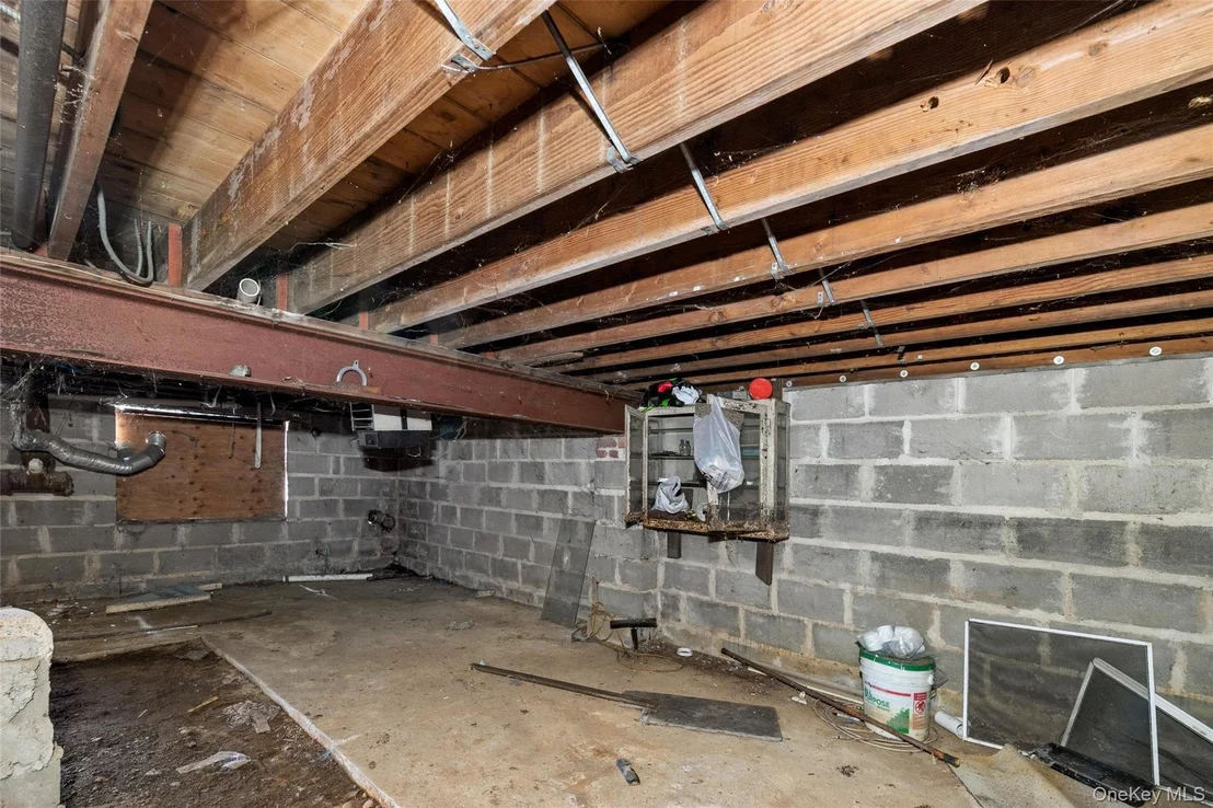 Photo of 56 Inlet Road W