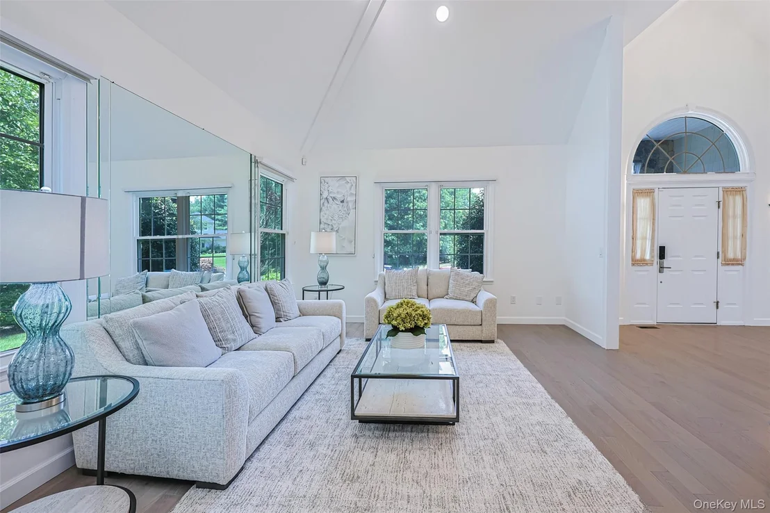 Photo of 8 Parkview Drive