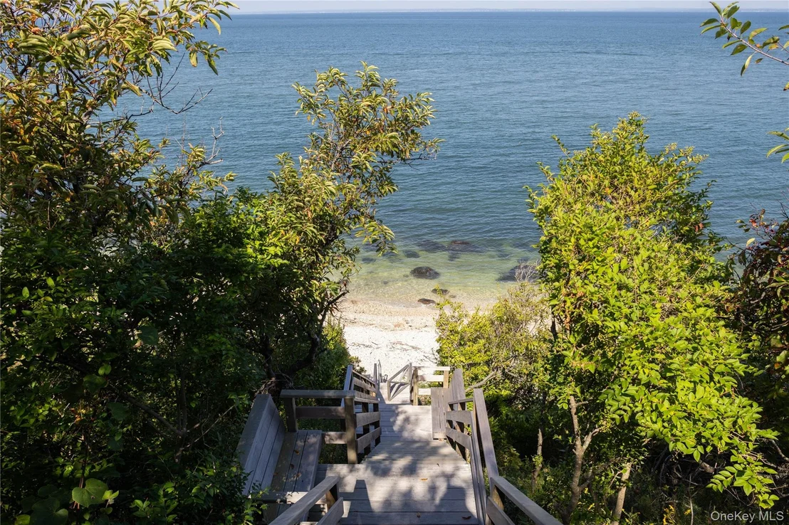 Photo of 900 N View Drive