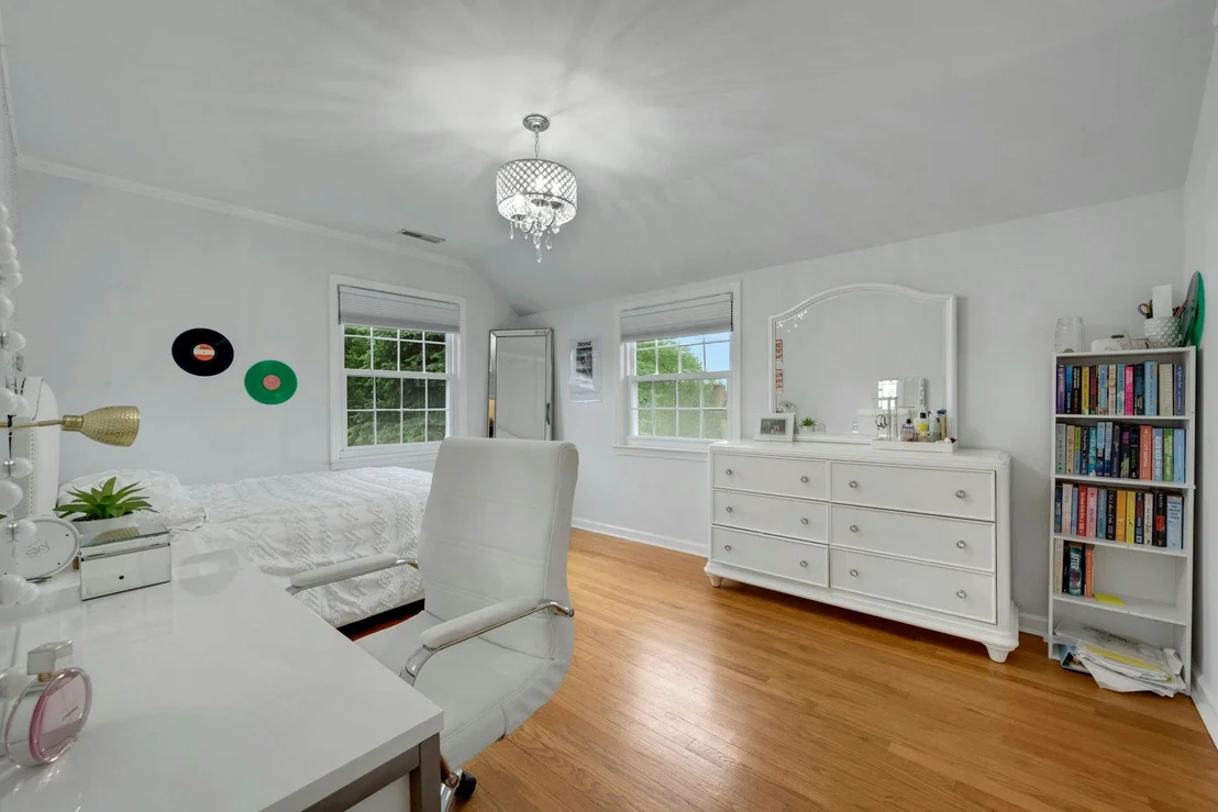 Photo of 4 Longview Drive