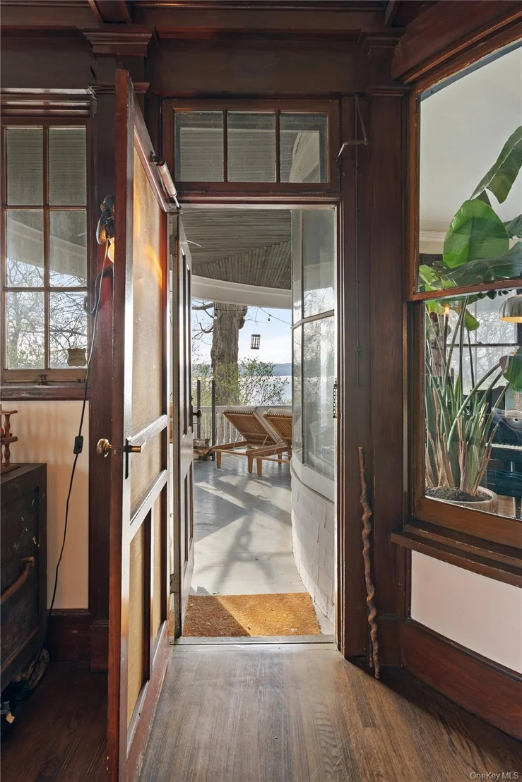 Photo of 28 Hamilton Avenue