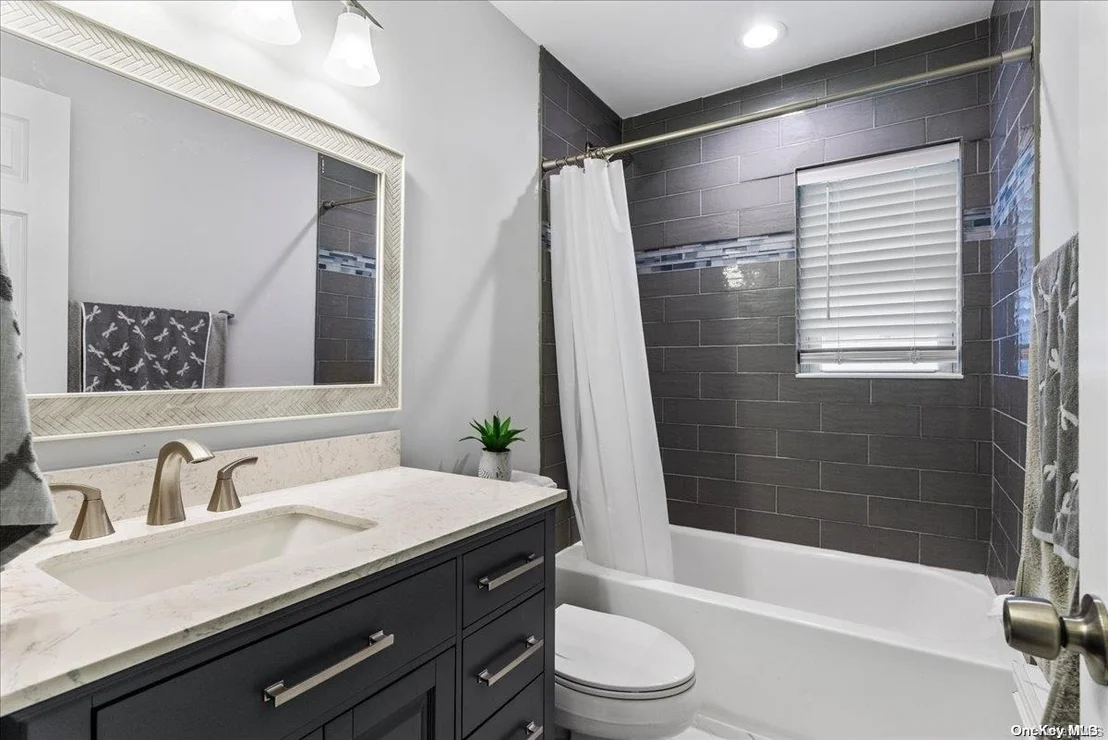 Photo of 9 Balfour Drive