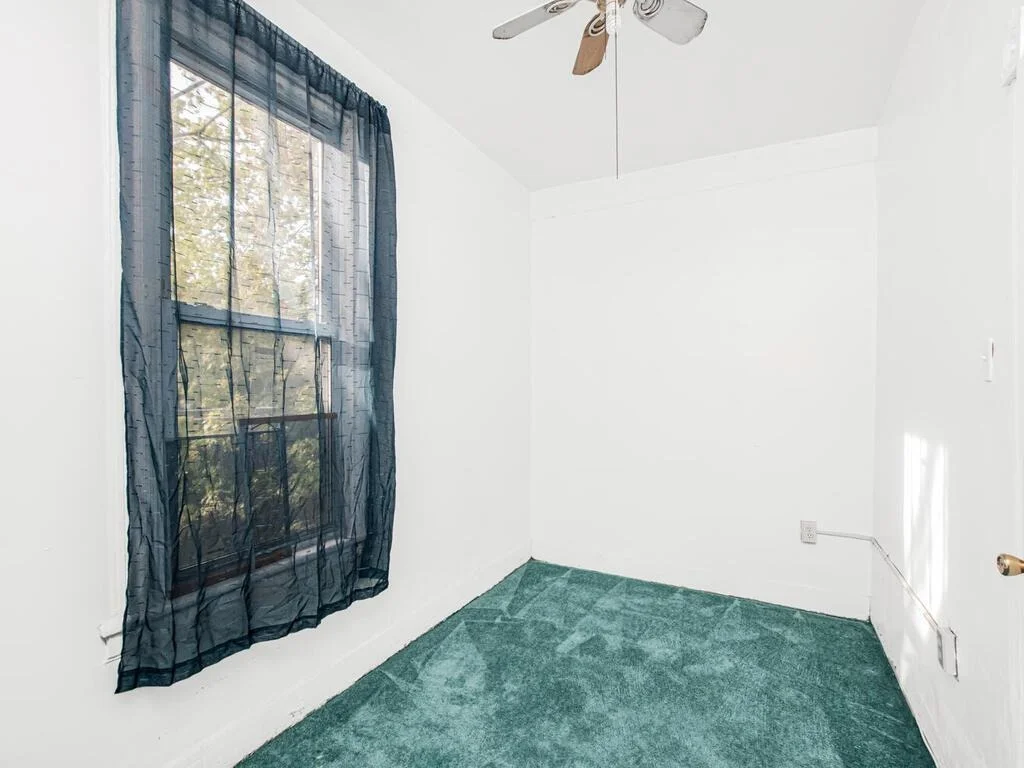 Photo of 4449 Park Avenue