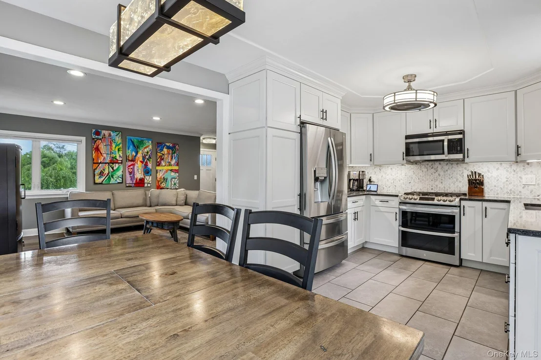 Photo of 512 Westlake Drive