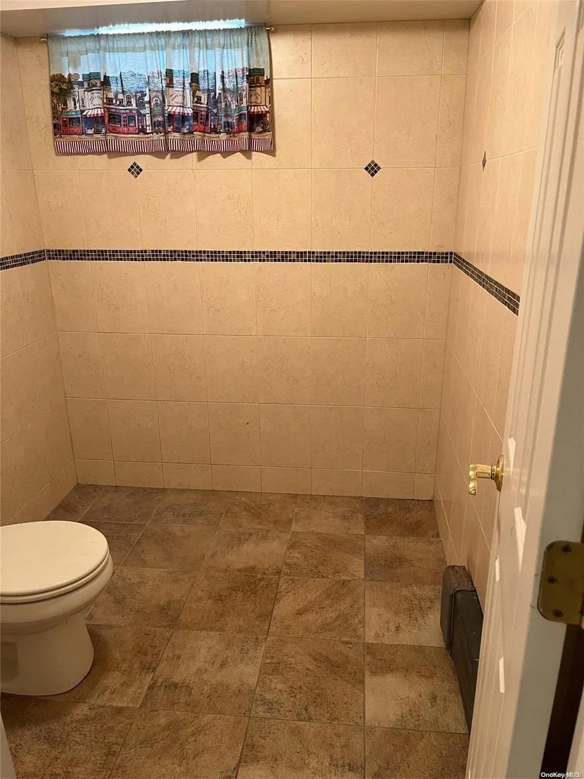 Photo of 150-34 7th Avenue