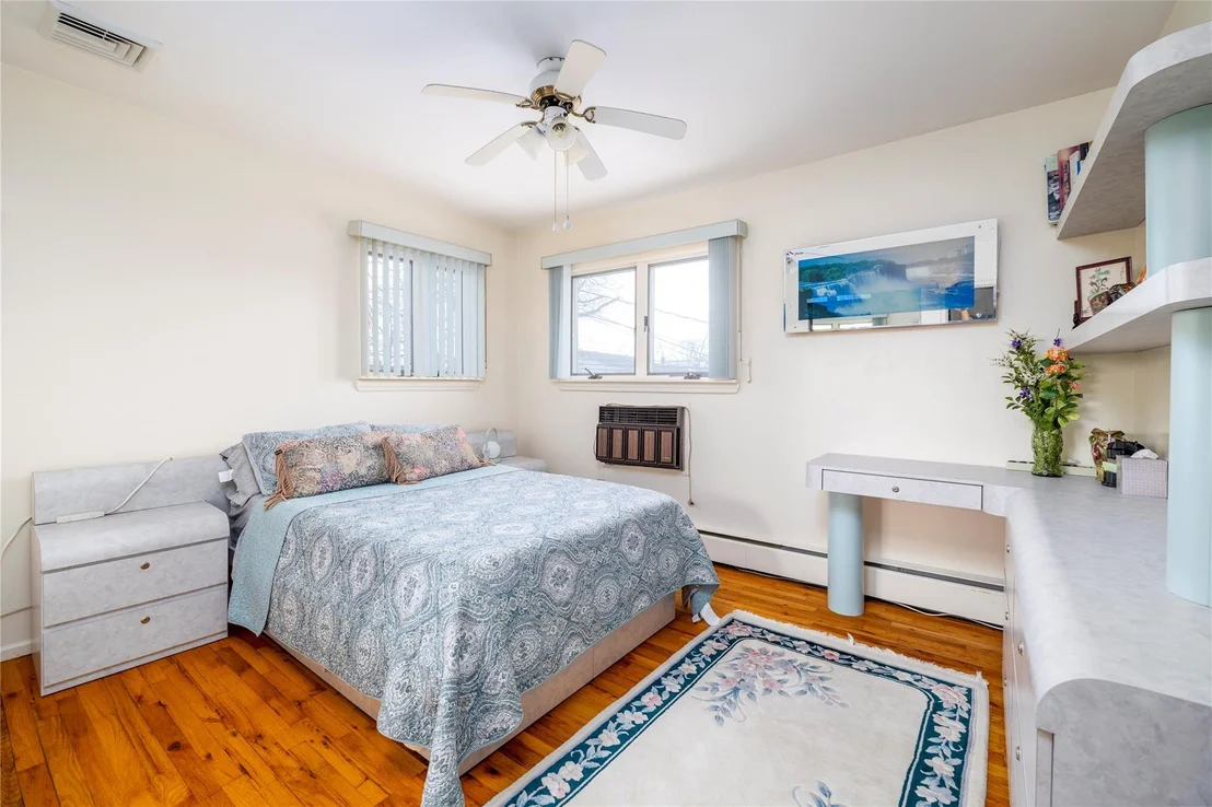 Photo of 1001 Green Place