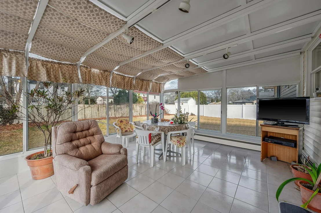 Photo of 52 Heston Road