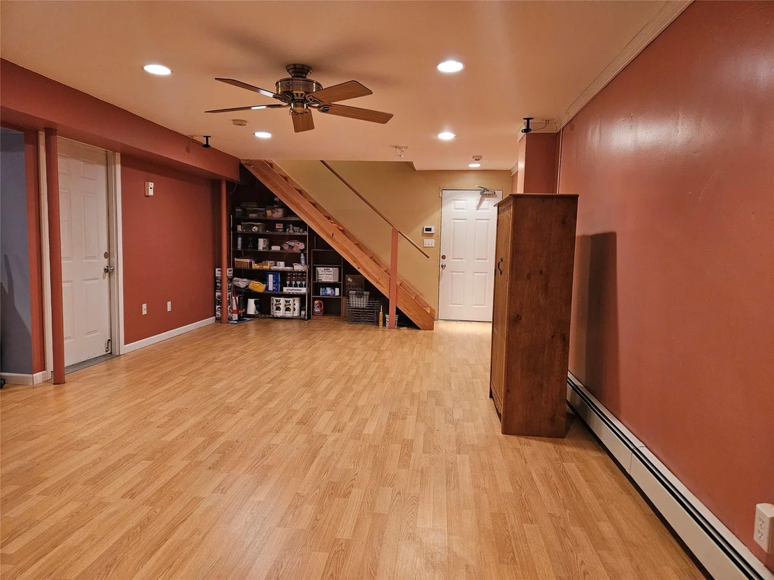 Photo of 8 Rolling Woods Lane