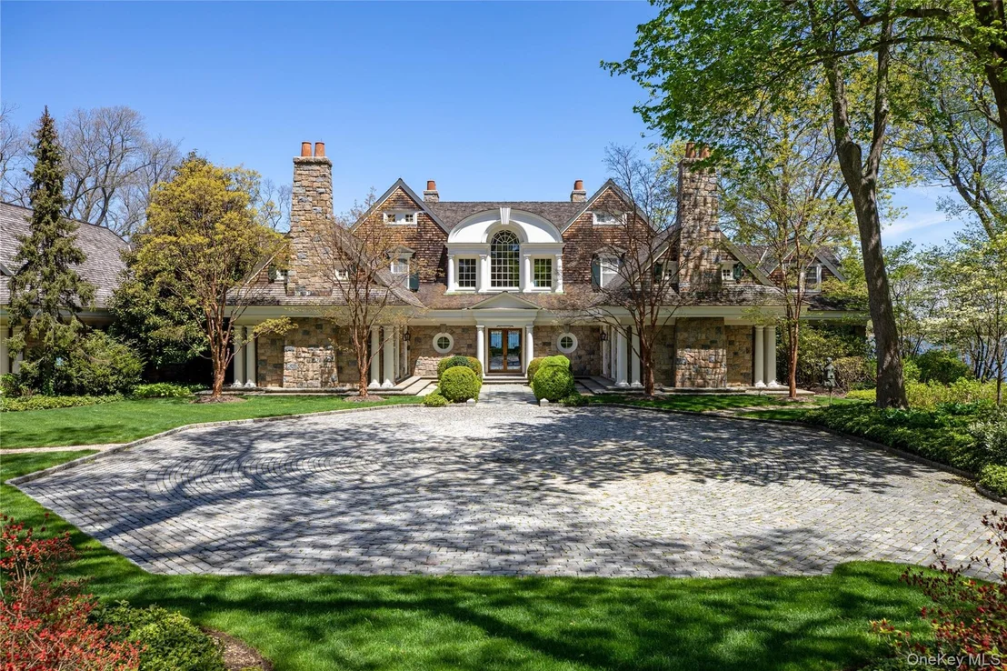 Photo of 227 Dock Lane