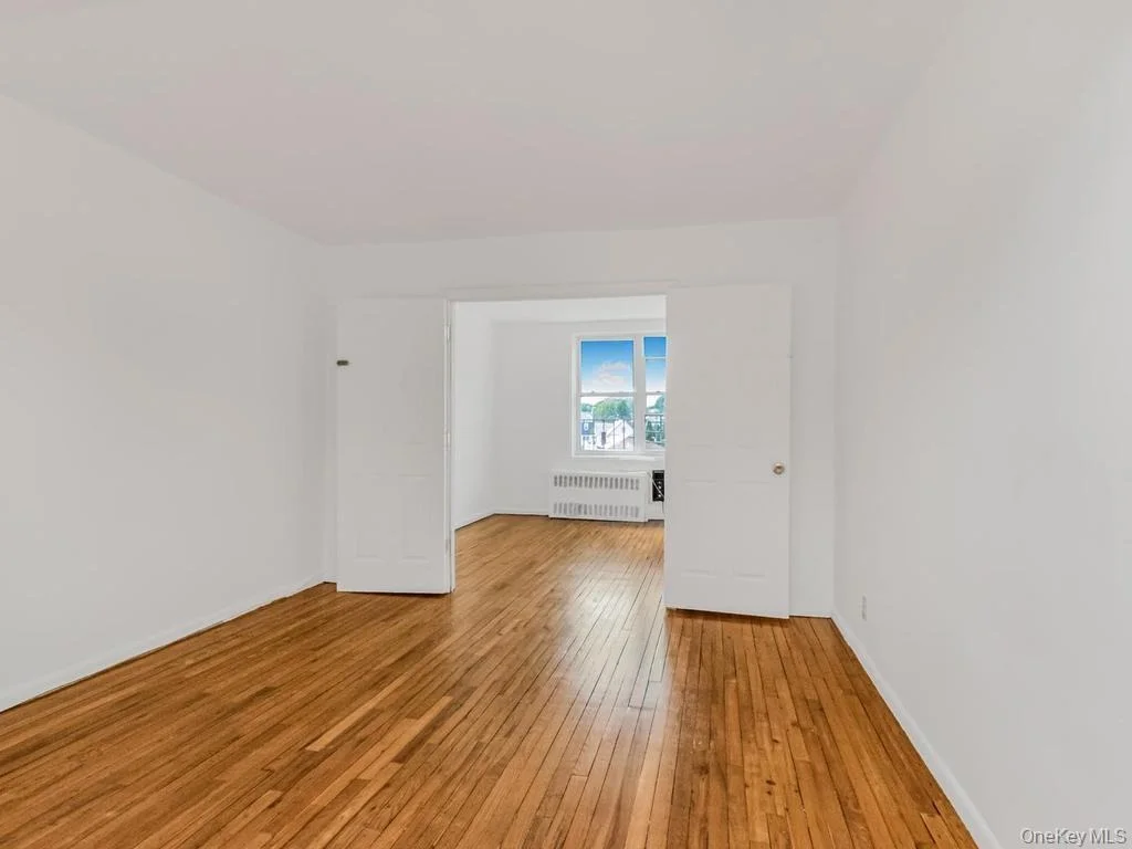Photo of Unit 8A at 43 Bronx River Road