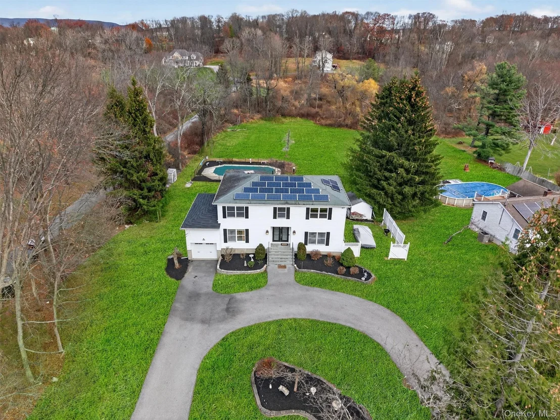 Photo of 120 Pine Tree Road