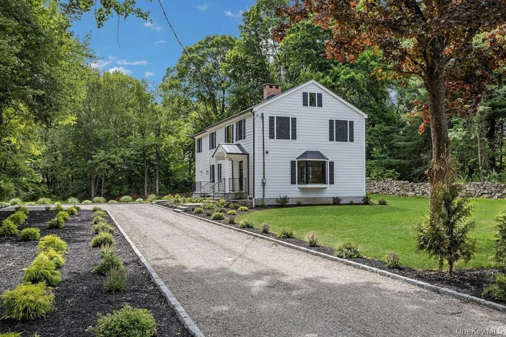 Photo of 676 Hardscrabble Road
