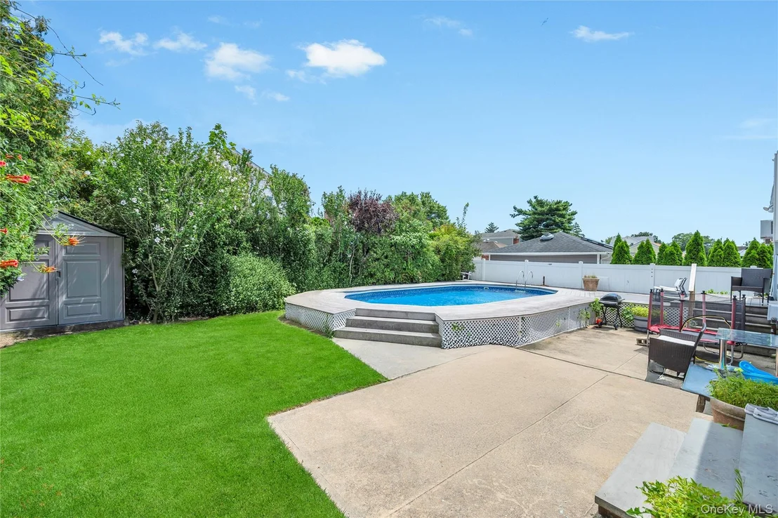 Photo of 64 Hodson Avenue