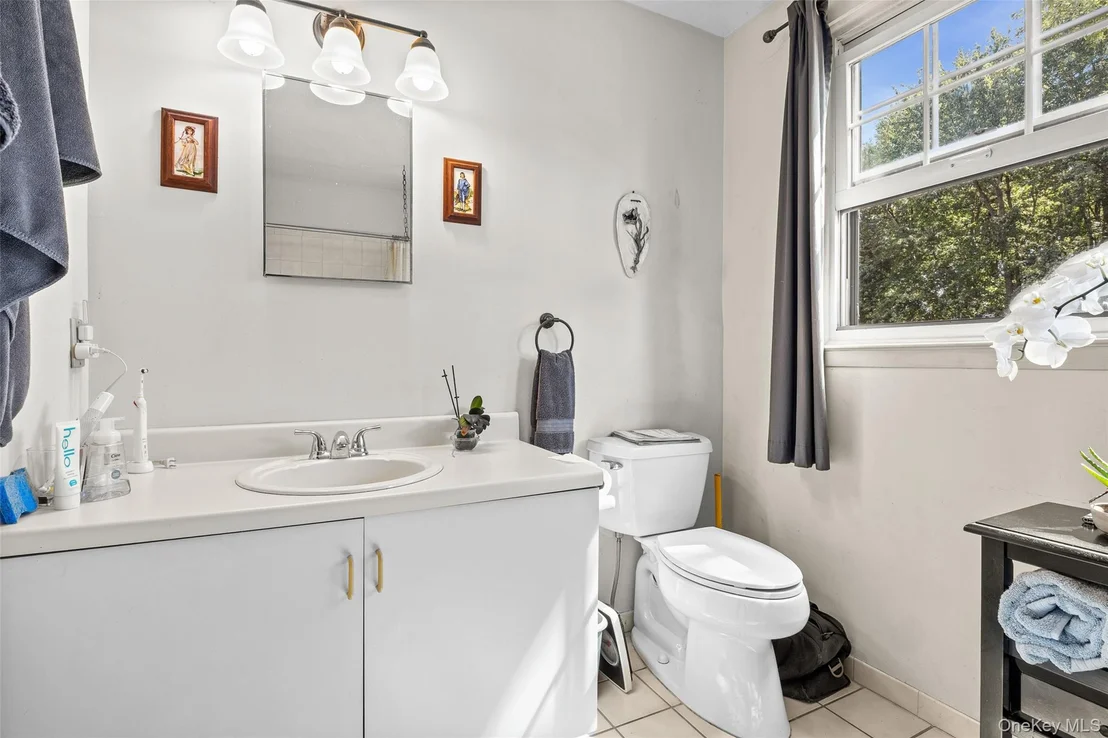 Photo of 7 Sutton Place