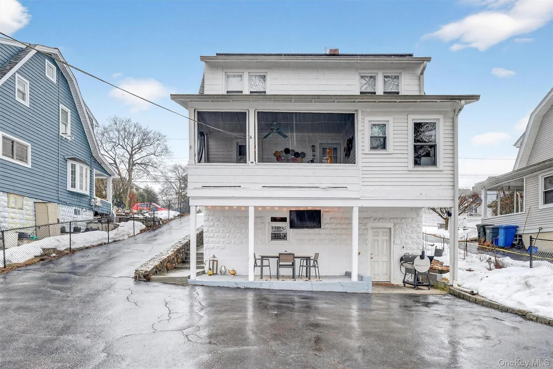 Photo of 19 Forest Avenue