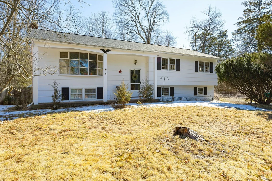 Photo of 12 Lawrence Road