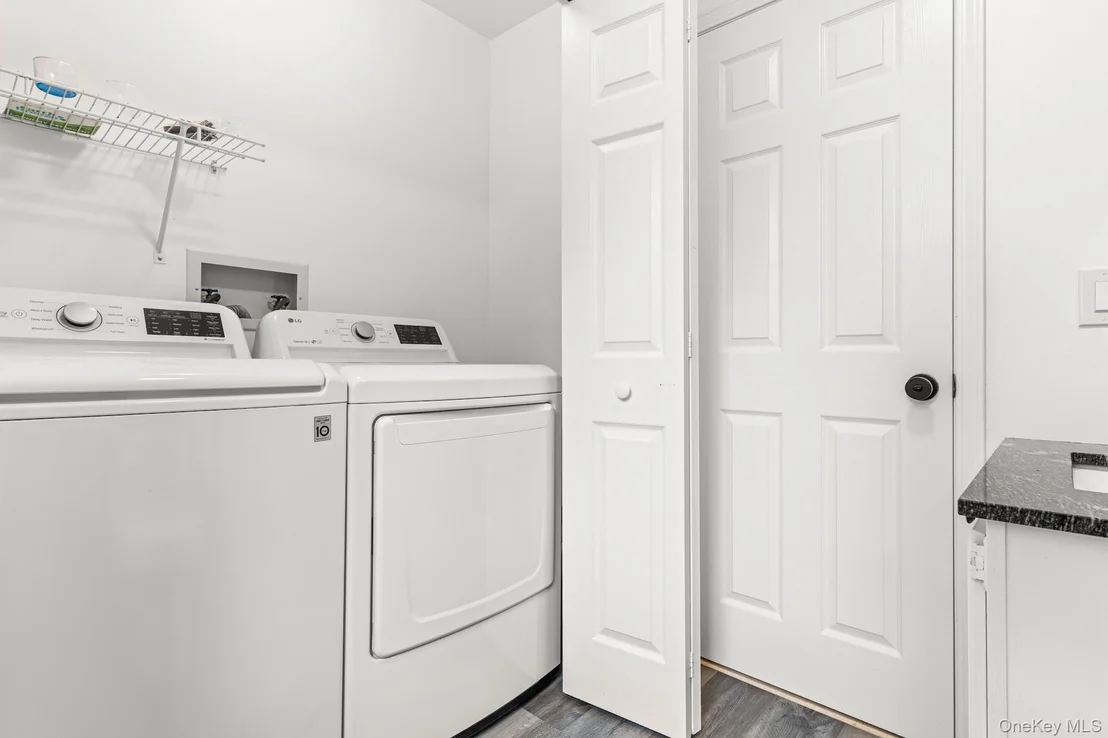 Photo of 105 Huntley Drive