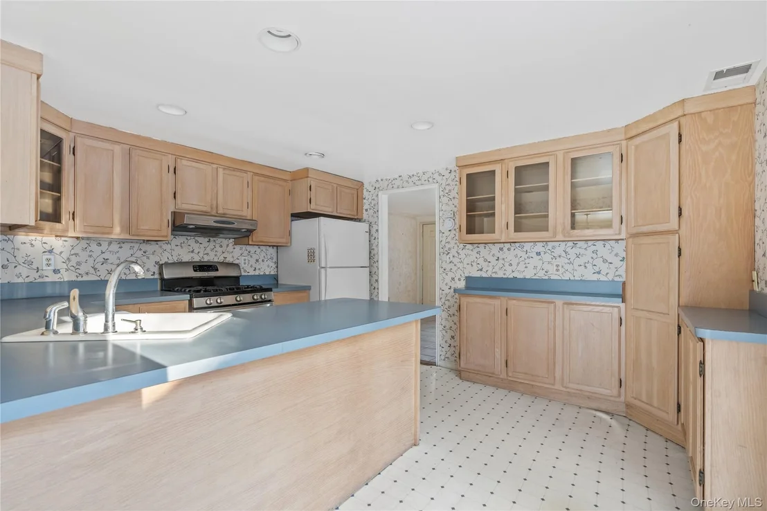 Photo of 41 Hurd Avenue