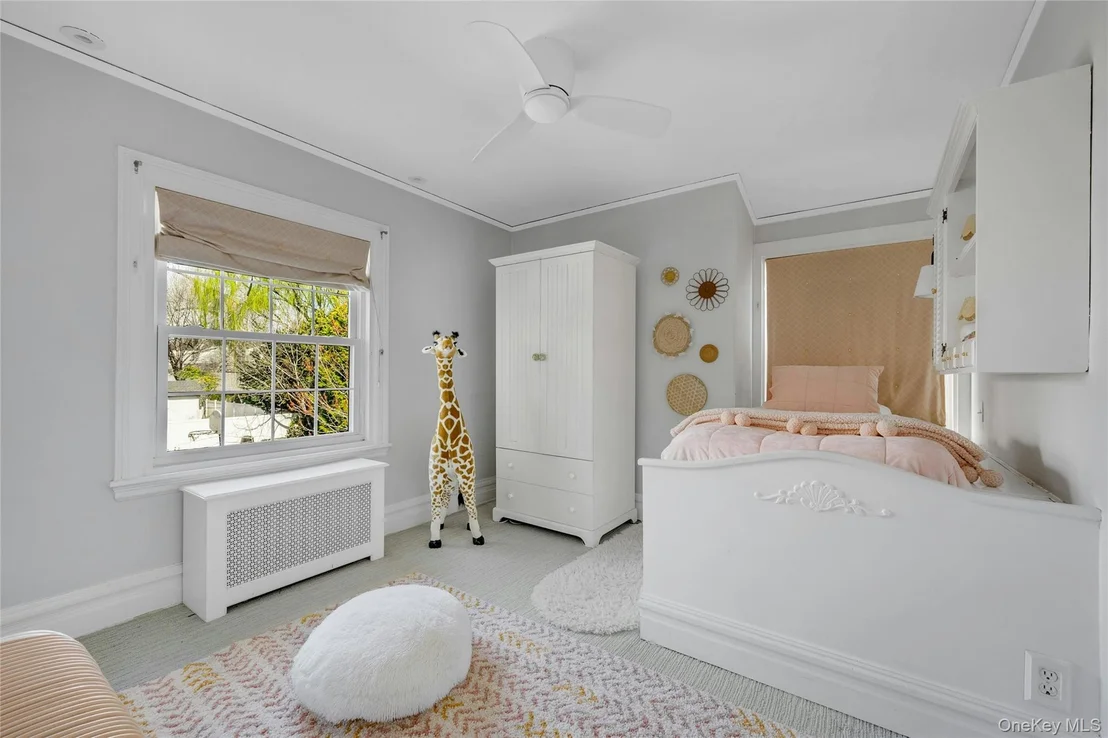 Photo of 5 Witherbee Avenue
