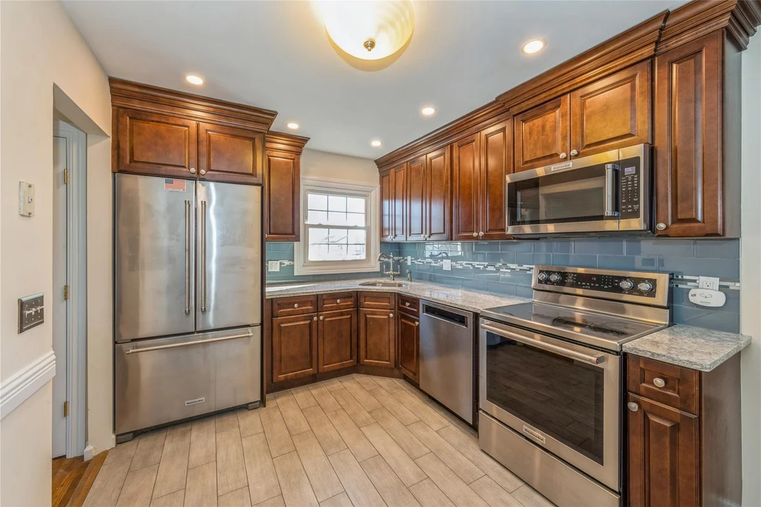 Photo of 60 Nottingham Avenue