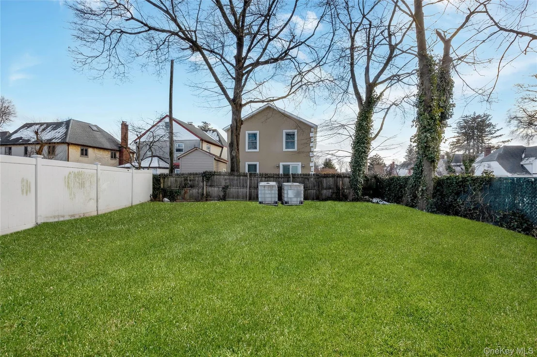 Photo of 296 Harvard Street