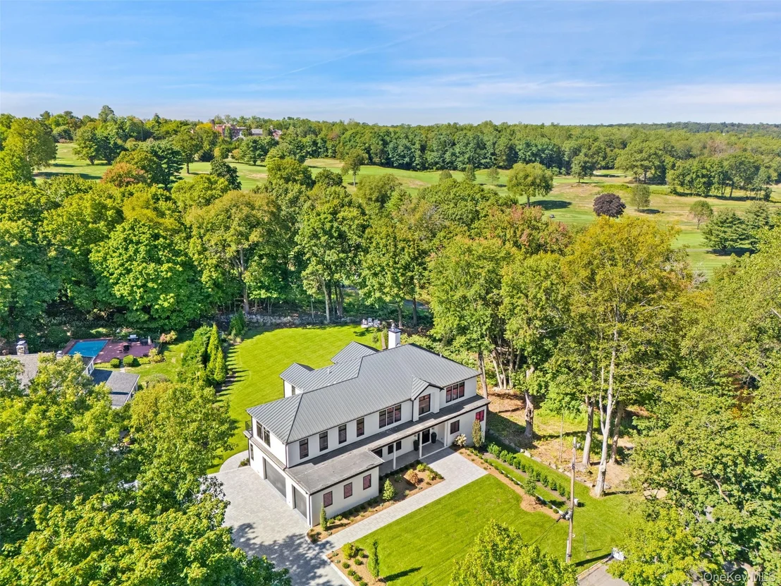 Photo of 11 Boxwood Lane
