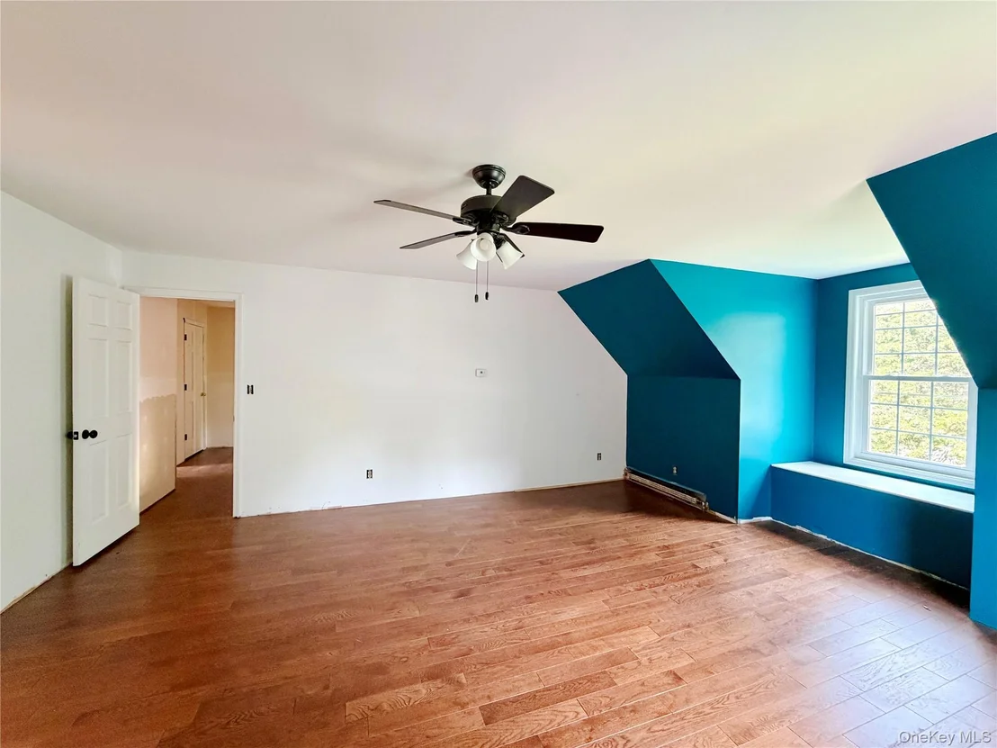 Photo of 18 Fox Run