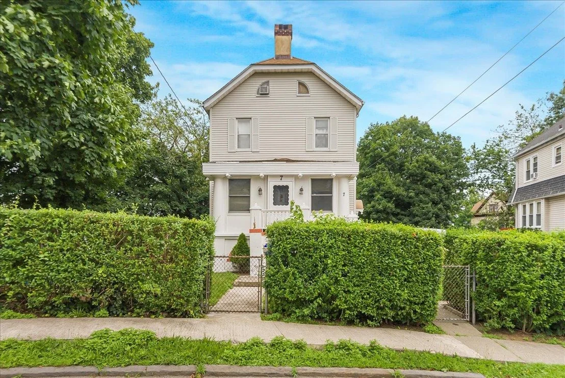 Photo of 7 Wellesley Avenue