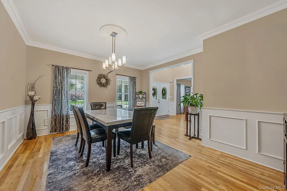 Photo of 62 Ridgefield Drive